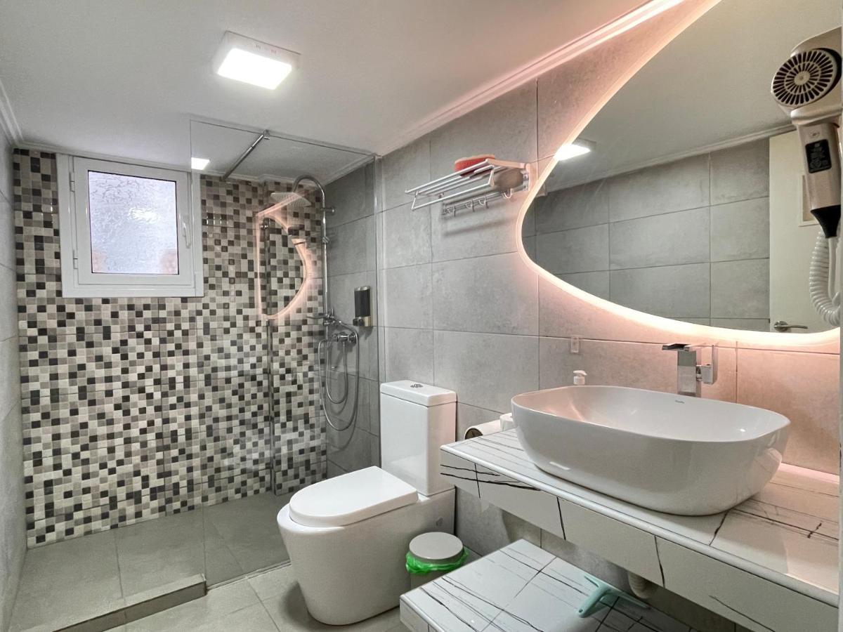 Uoohome7 Garden One Bedroom Athens Ngoại thất bức ảnh