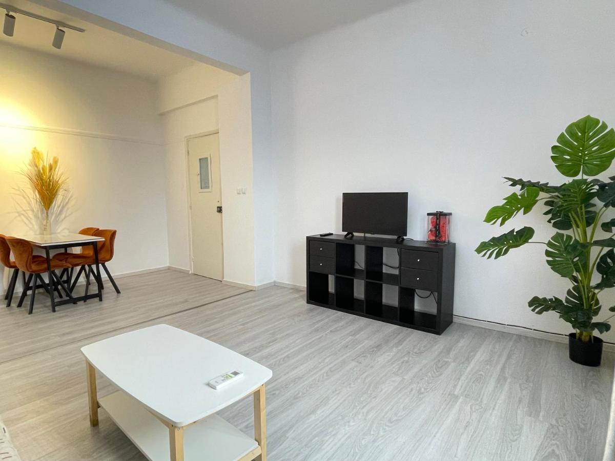 Uoohome7 Garden One Bedroom Athens Ngoại thất bức ảnh